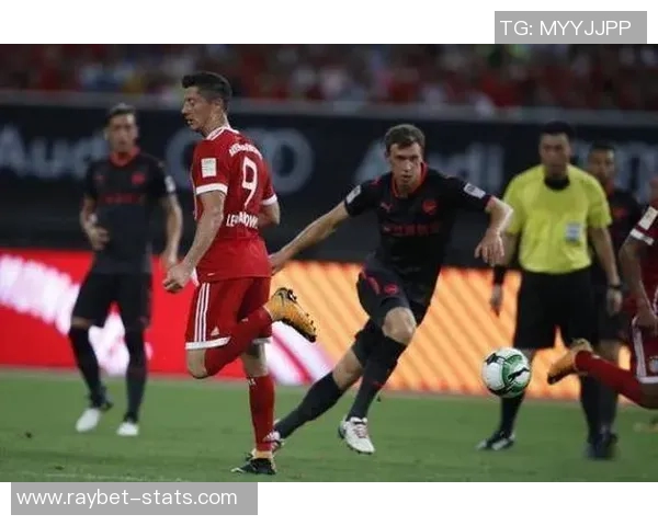 德甲激战：尤文图斯大胜阿森纳点球大战引发全场狂欢