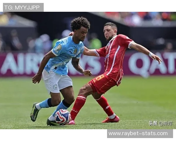 西甲激战曼城小胜波尔图点球争议引发全场热议