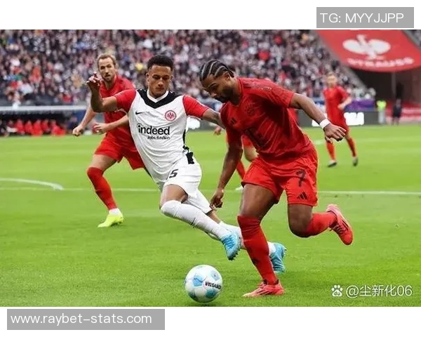 德甲激战曼联逆转多特蒙德补时进球引爆全场热情点评