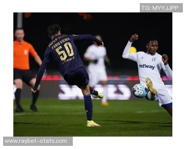 德甲惊现冷门波尔图逆转那不勒斯引发全场狂欢与热议 德甲惊现冷门波尔图逆转那不勒斯引发全场狂欢与热议