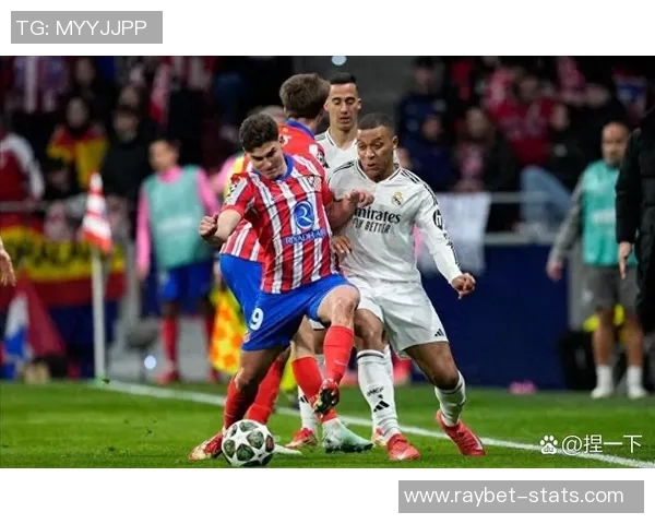 意甲激战:利物浦4-0马竞全场回顾与战术解析引发热议 意甲激战:利物浦4-0马竞全场回顾与战术解析引发热议