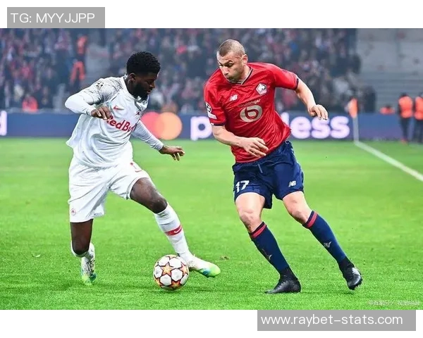 欧联杯惊天冷门曼联5-0狂胜波尔图引发全场震撼